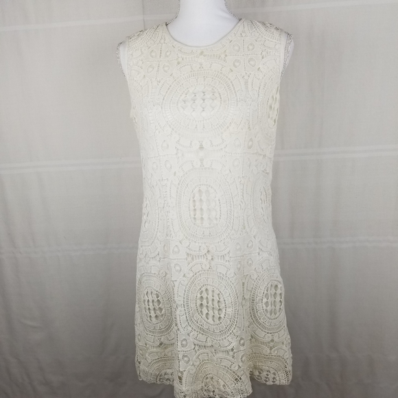 Katherine Barclay Dresses & Skirts - Katherine Barclay crochet dress lined size 4